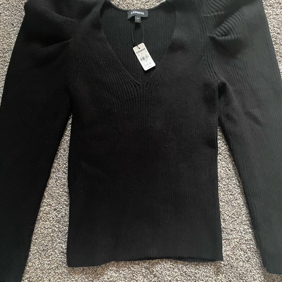 Gorgeous Black Sweater - Picture 6 of 6